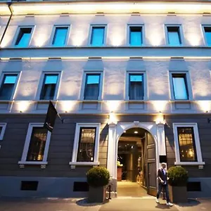 Hotel Fifty House Cellini, Milão