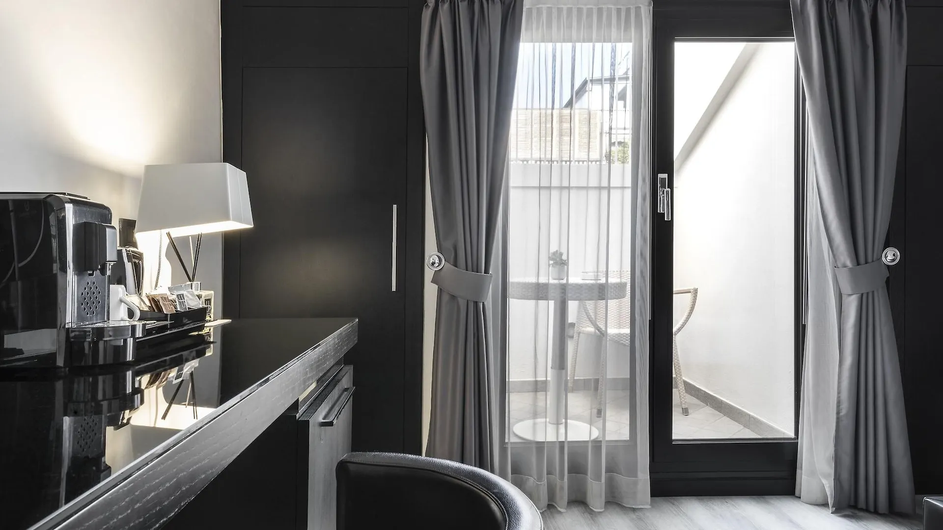 מילאנו Lhp Hotel Napoleon
