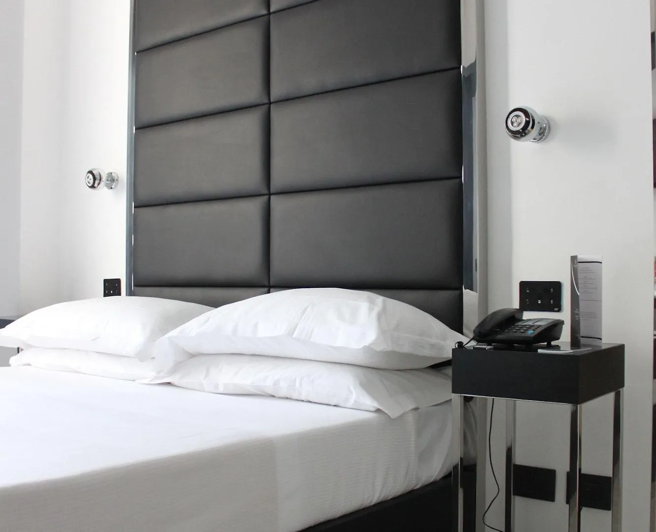 Lhp Hotel Napoleon Milan