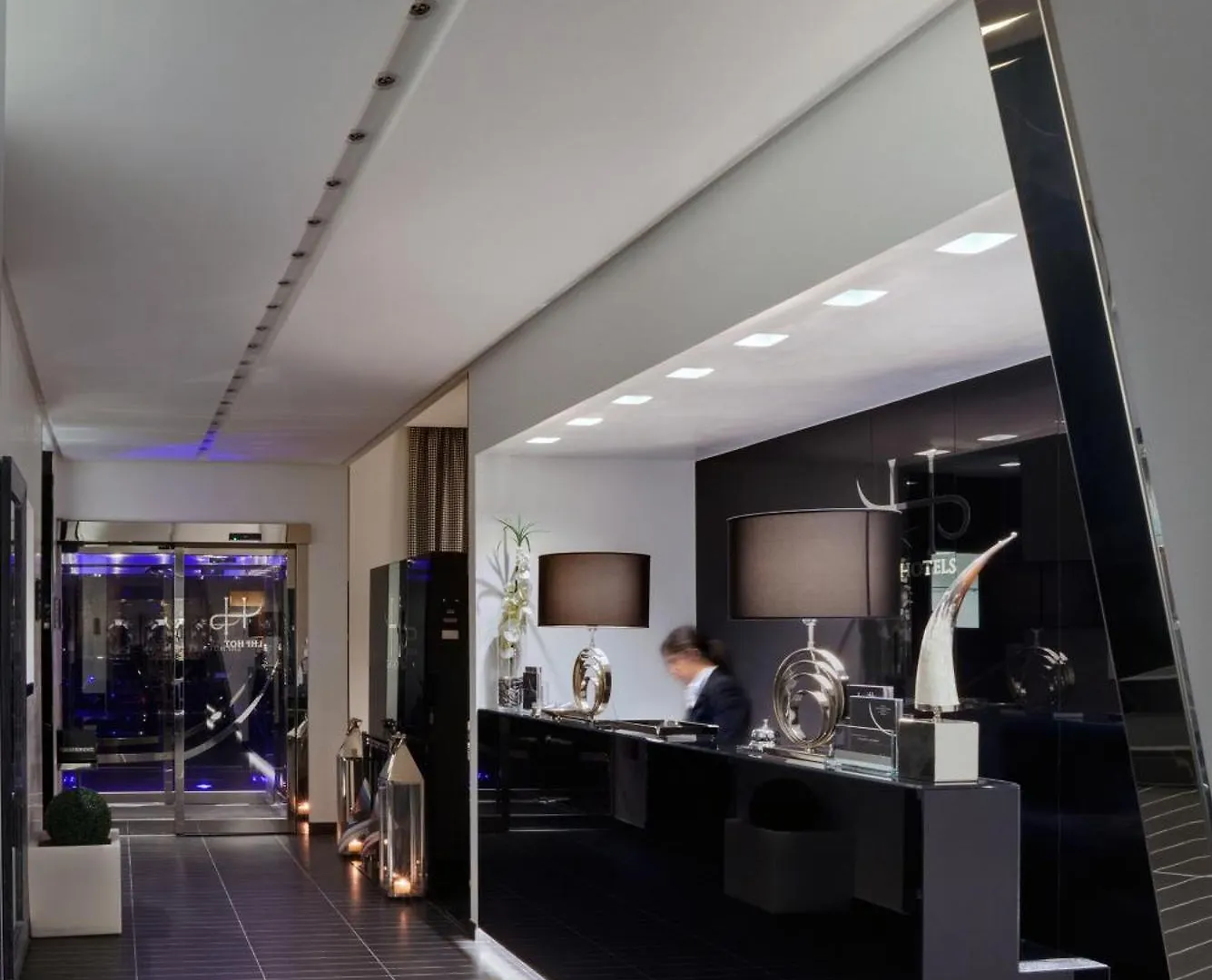 Lhp Hotel Napoleon Милан 4*,  Италия